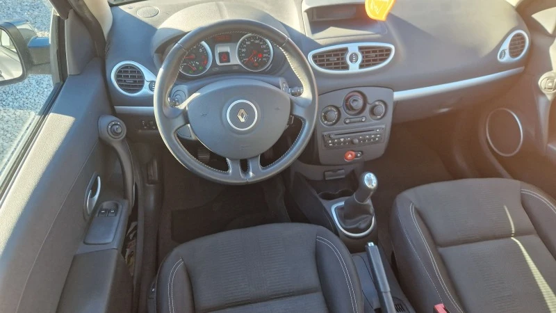 Renault Clio 1.2Т-100кс.КЛИМА, снимка 12 - Автомобили и джипове - 43023097