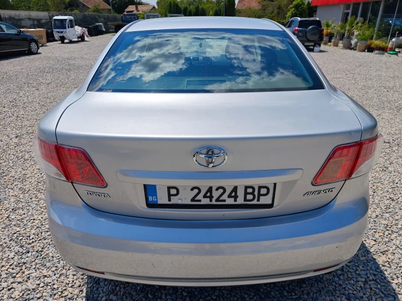 Toyota Avensis ПРОДАДЕНА 07.ОКТОМВРИ.2024г, снимка 9 - Автомобили и джипове - 46681843