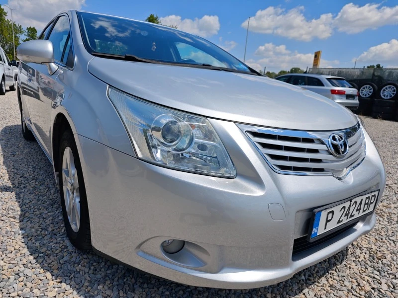 Toyota Avensis ПРОДАДЕНА 07.ОКТОМВРИ.2024г, снимка 6 - Автомобили и джипове - 46681843