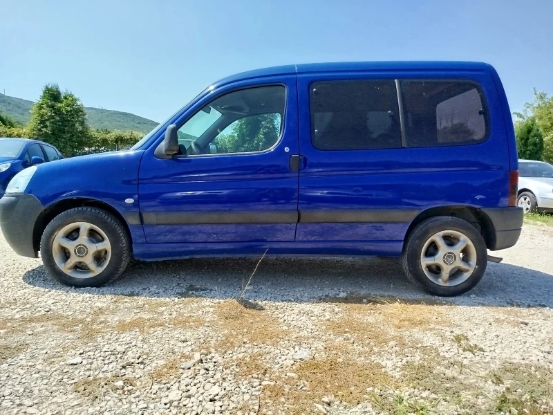 Peugeot Partner 1.4 klimatik, снимка 12 - Автомобили и джипове - 46941239