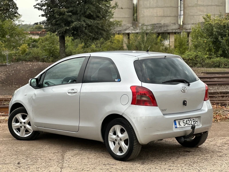 Toyota Yaris 1.4 D4D, снимка 6 - Автомобили и джипове - 47315558