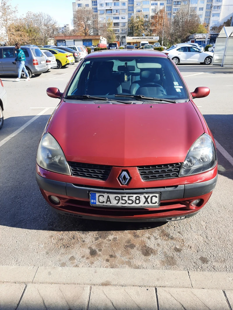 Renault Clio, снимка 3 - Автомобили и джипове - 47925260