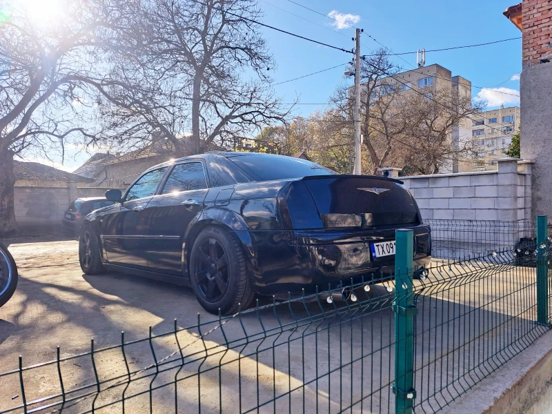 Chrysler 300c, снимка 9 - Автомобили и джипове - 47990713