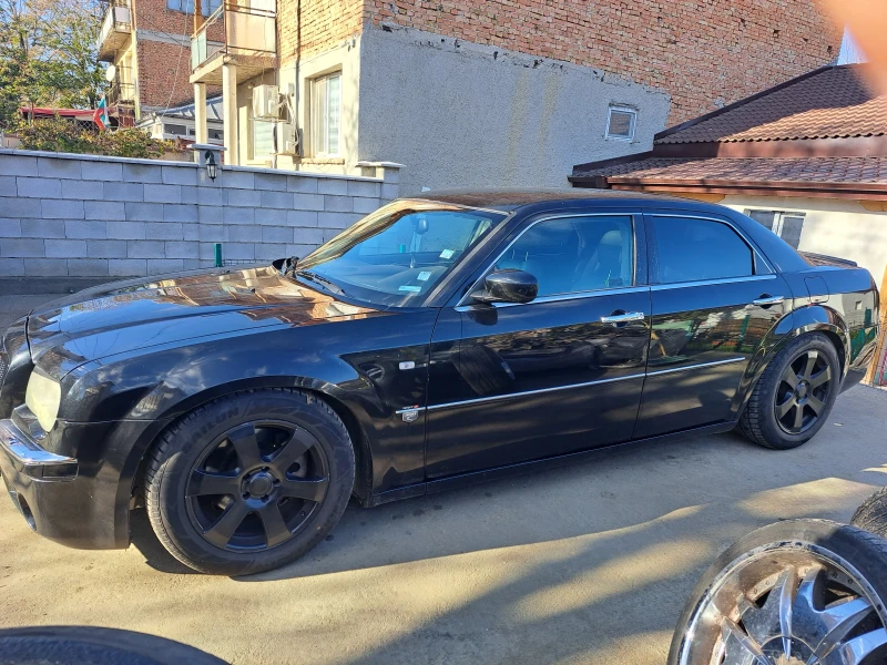 Chrysler 300c, снимка 5 - Автомобили и джипове - 47990713