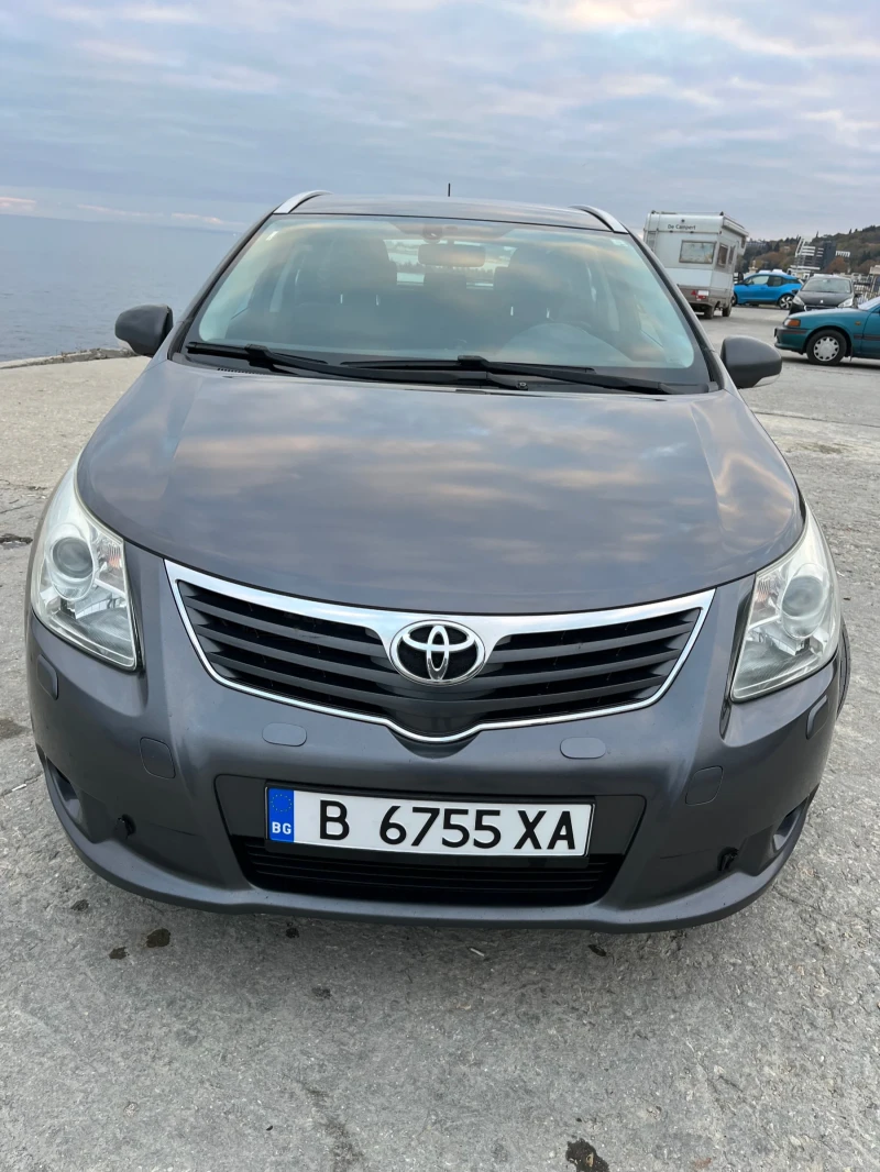 Toyota Avensis Avtomat 2.2 150 k.s., снимка 1 - Автомобили и джипове - 48002821