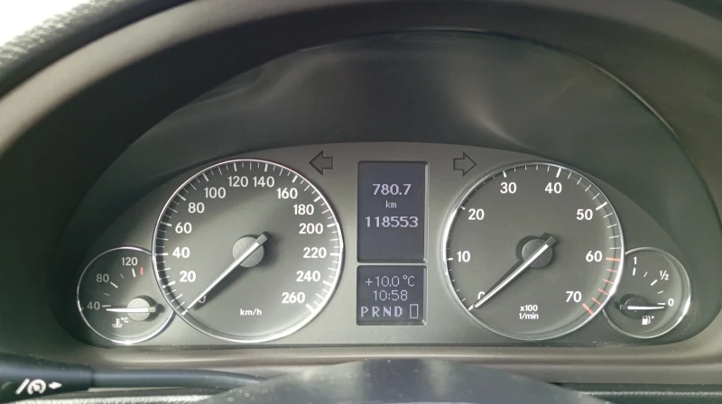 Mercedes-Benz C 200 Kompressor, снимка 12 - Автомобили и джипове - 48097938