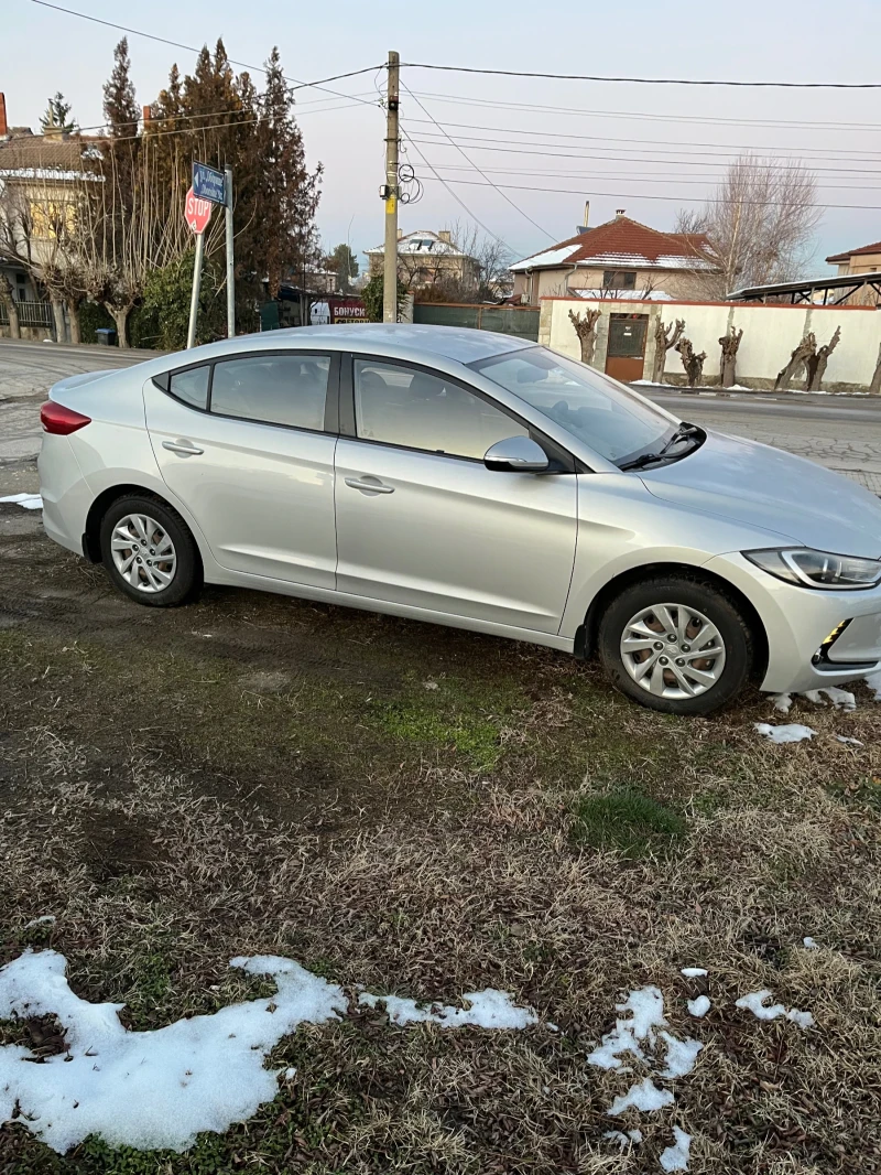 Hyundai Elantra, снимка 3 - Автомобили и джипове - 48706723