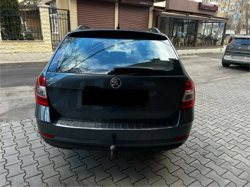 Skoda Octavia 1.6/DSG/Нови Гуми, снимка 4 - Автомобили и джипове - 48977944