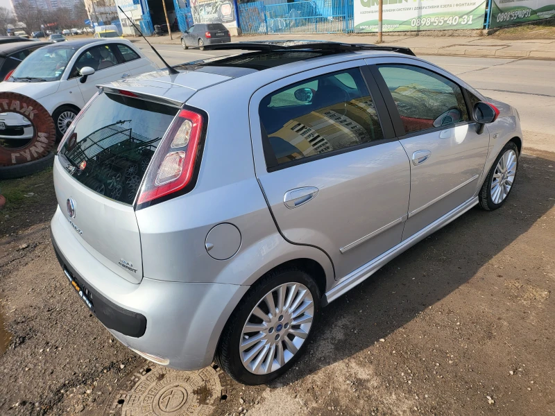 Fiat Punto 1.3Mjet Автомат, снимка 7 - Автомобили и джипове - 51508460
