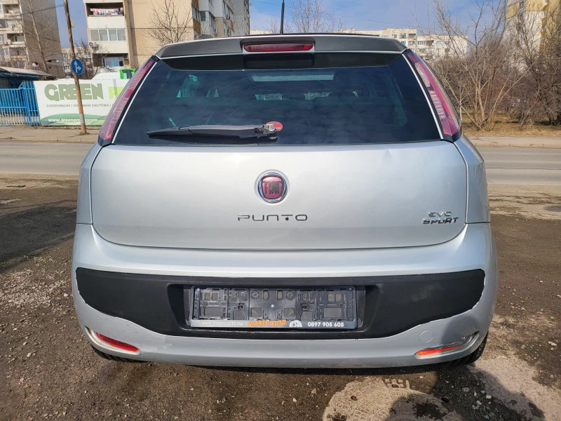 Fiat Punto 1.3Mjet Автомат, снимка 9 - Автомобили и джипове - 51508460