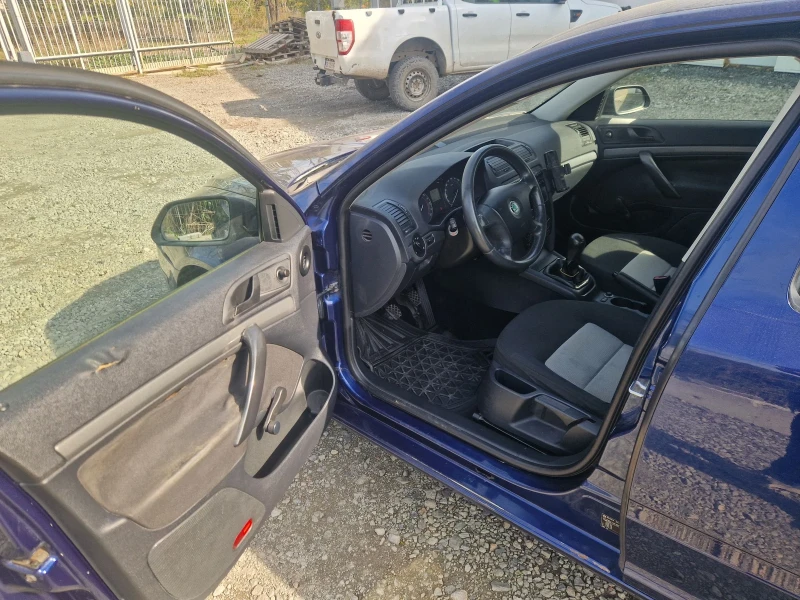 Skoda Octavia Combi 1.9 105hp, снимка 7 - Автомобили и джипове - 52284586