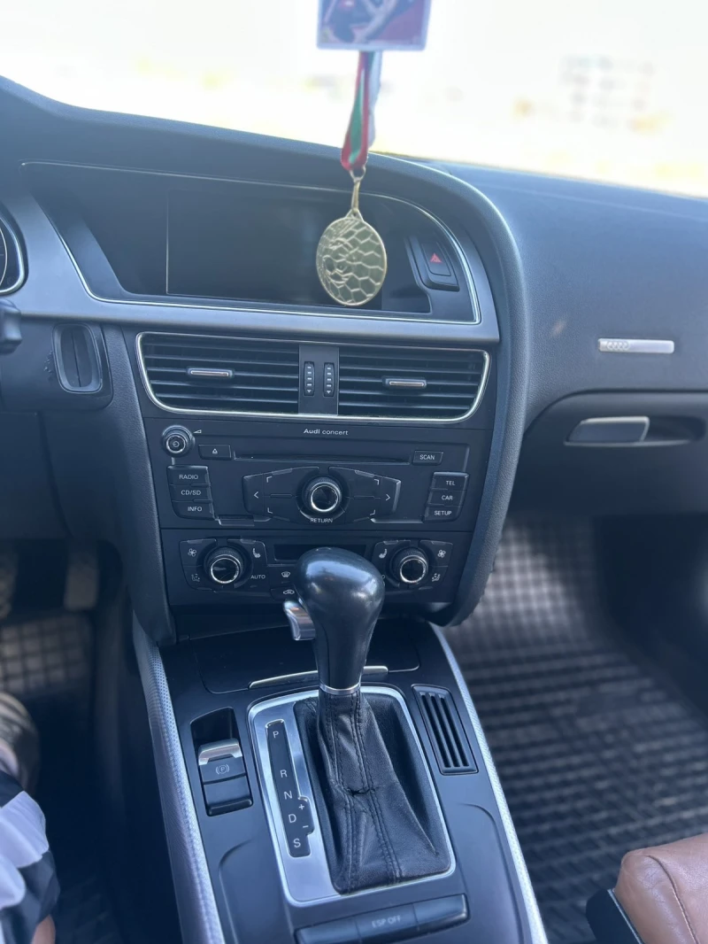 Audi A5, снимка 8 - Автомобили и джипове - 52978513