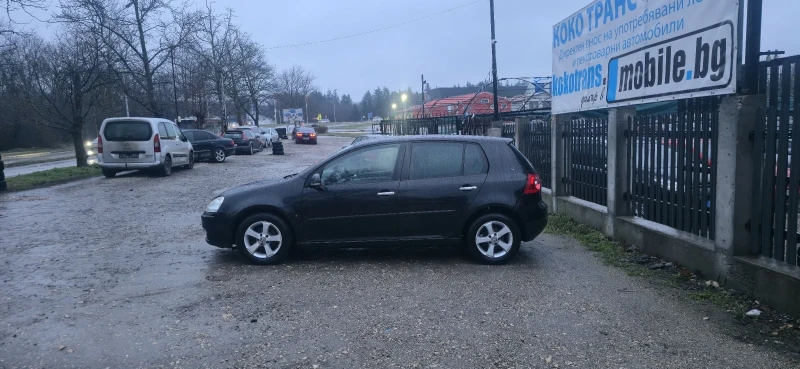 VW Golf 1.9 TDI, снимка 2 - Автомобили и джипове - 53292243