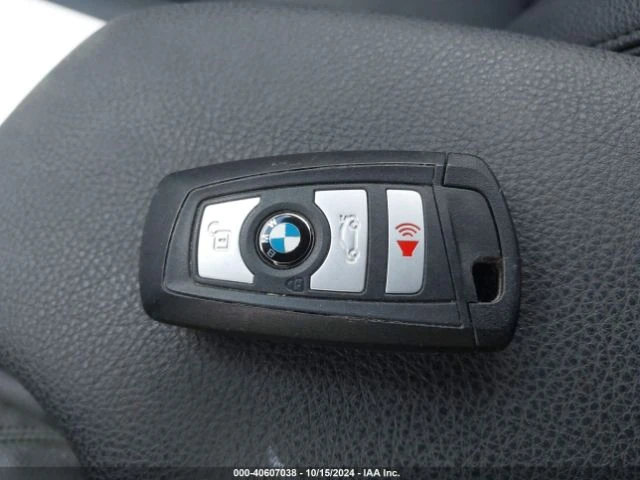 BMW 320 XDRIVE, снимка 14 - Автомобили и джипове - 48189246