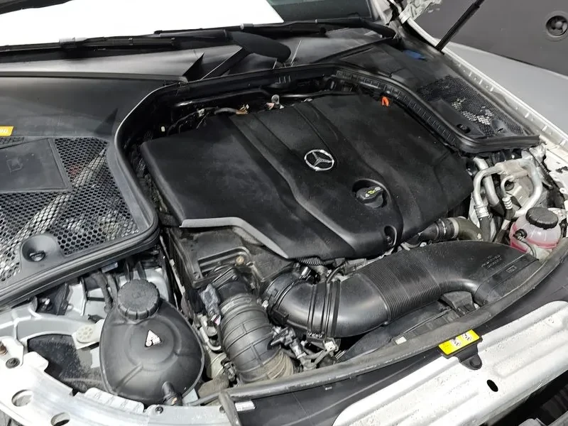 Mercedes-Benz C 220 4MATIC, снимка 6 - Автомобили и джипове - 54282251