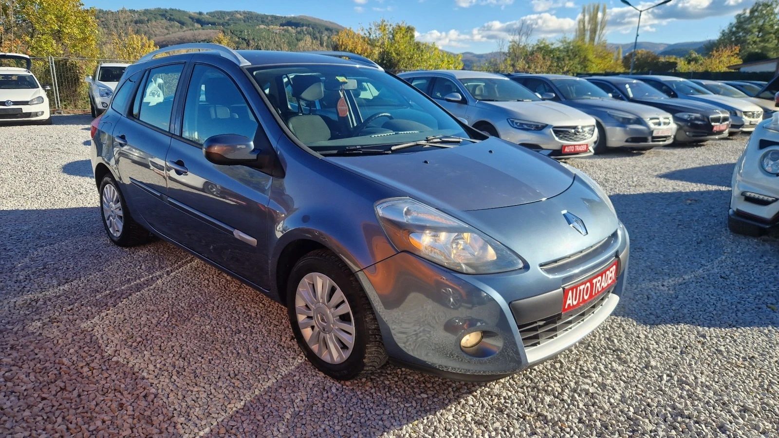 Renault Clio 1.2Т-100кс.КЛИМА - изображение 4