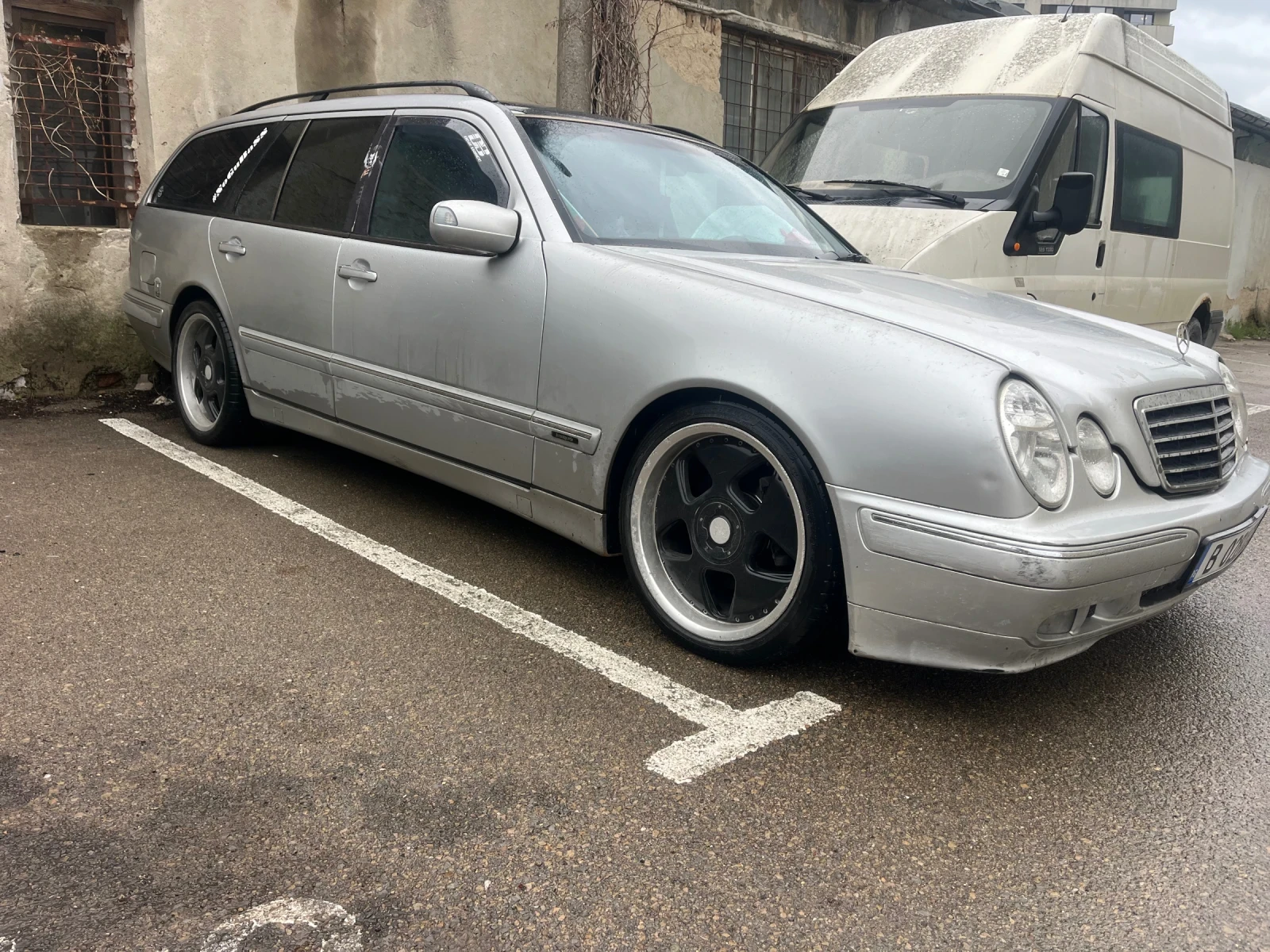 Mercedes-Benz E 270 2.7 CDI 