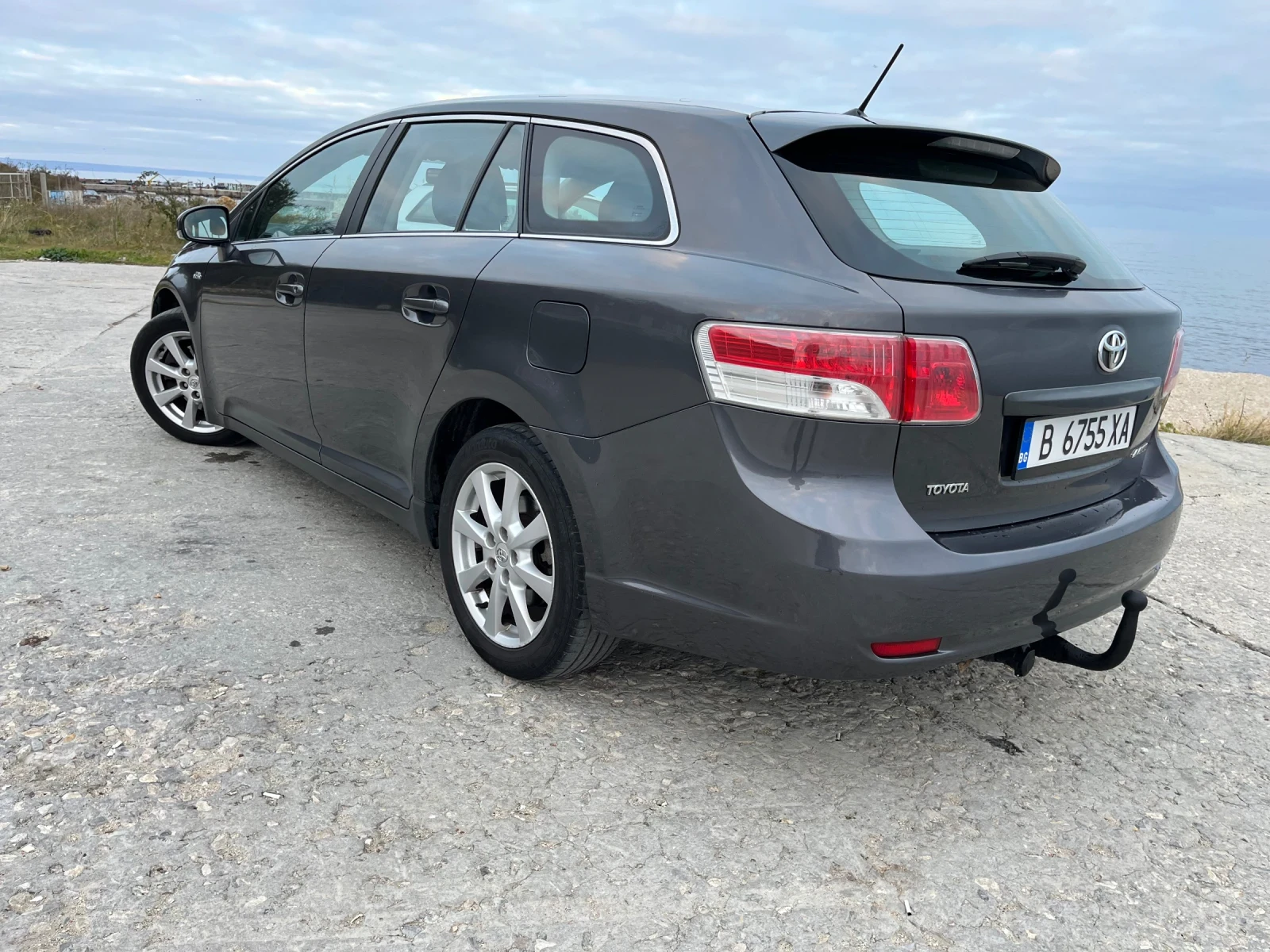 Toyota Avensis Avtomat 2.2 150 k.s. - изображение 3