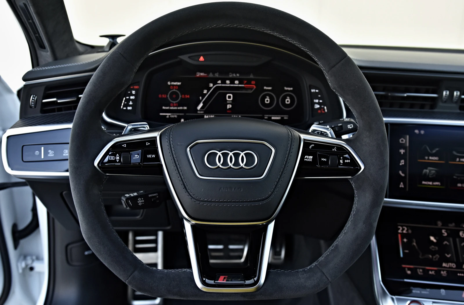 Audi Rs6 CERAMIK* DYNAMIC+ * B&O-3D* PANO* 305km* LASER МАТ - изображение 10