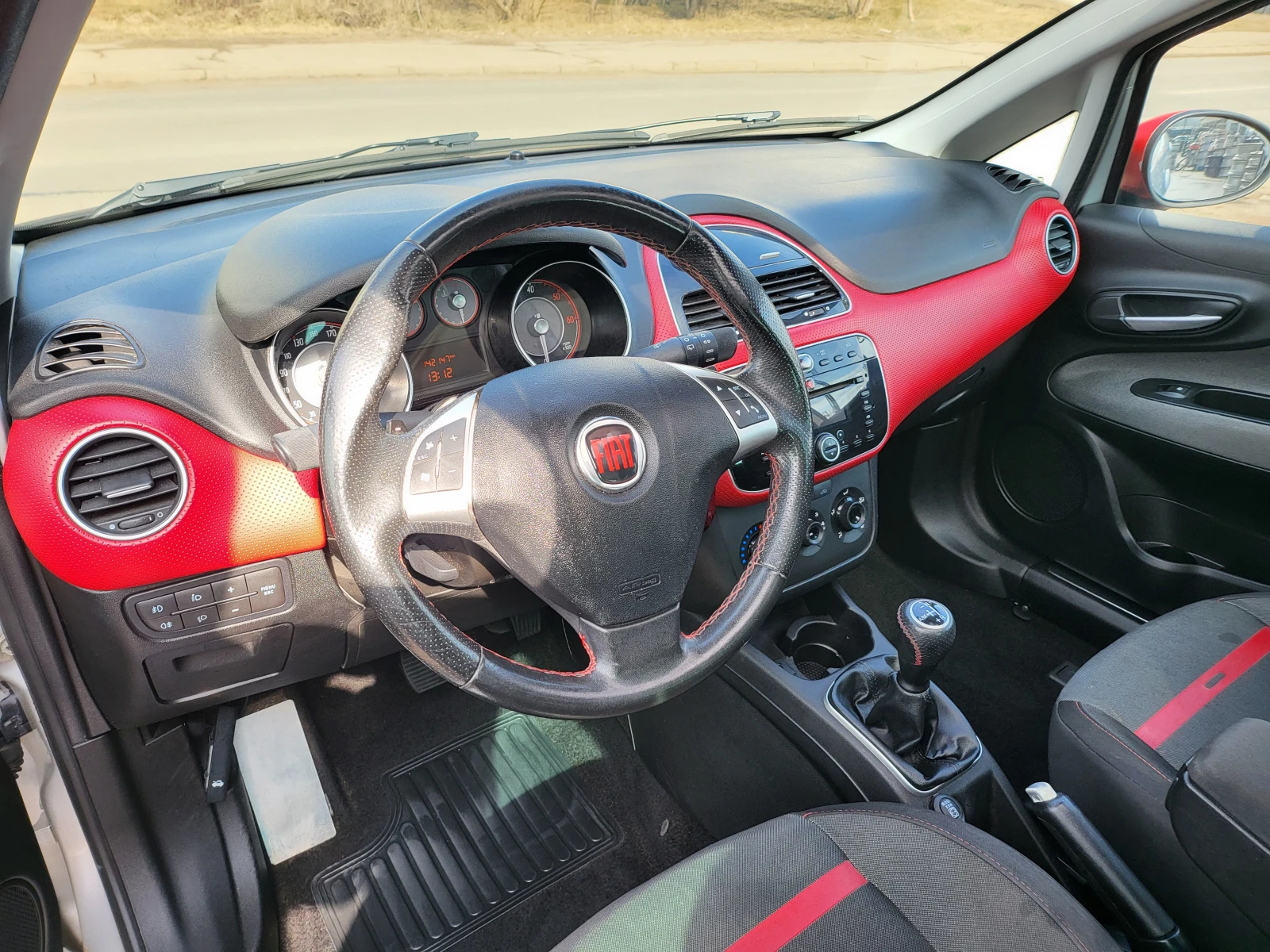 Fiat Punto 1.3Mjet  | Mobile.bg   13