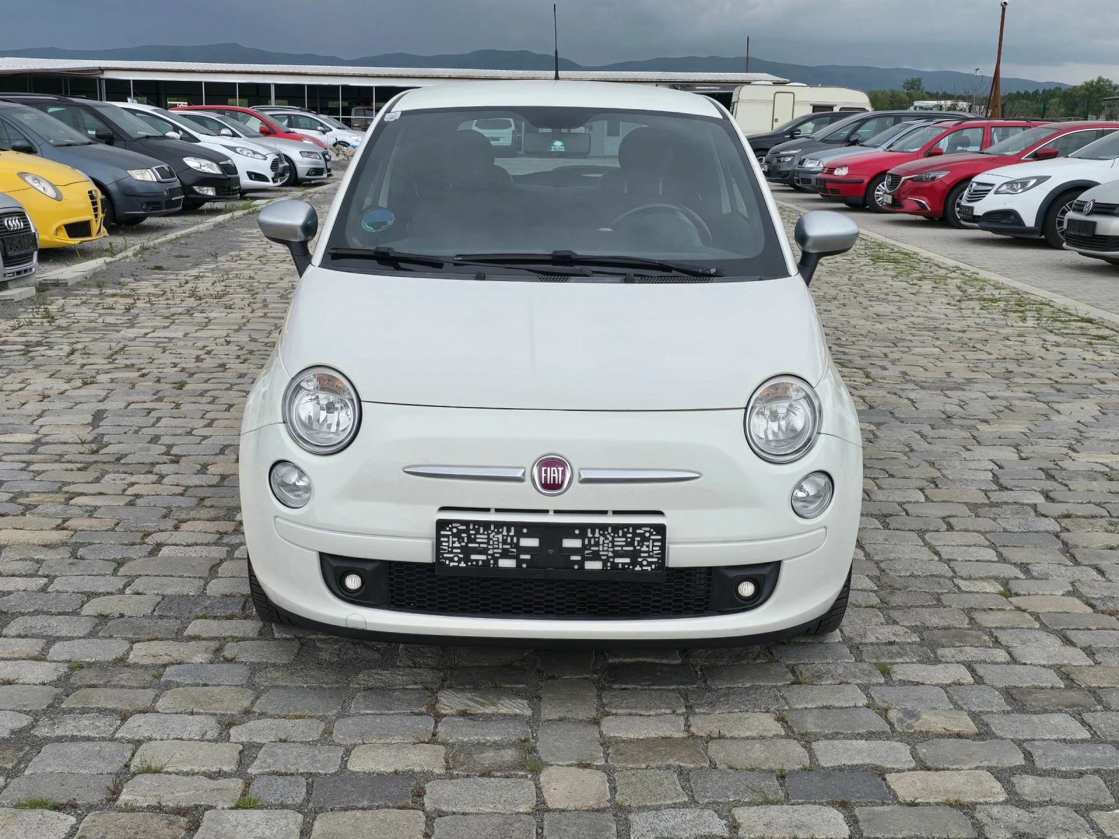 Fiat 500 1.2i КОЖА НАВИГАЦИЯ ЕВРО 5 БЕЗ ЗАБЕЛЕЖКИ - изображение 2