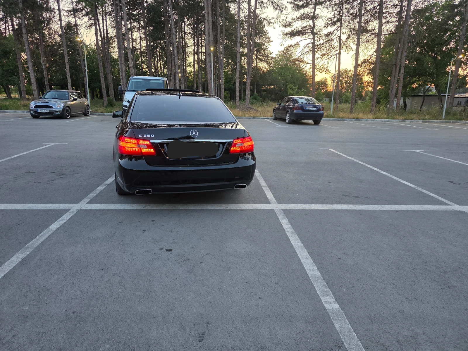 Mercedes-Benz E 350 ЛИЗИНГ, KEYLESS, HARMAN KARDON, надуване - изображение 4