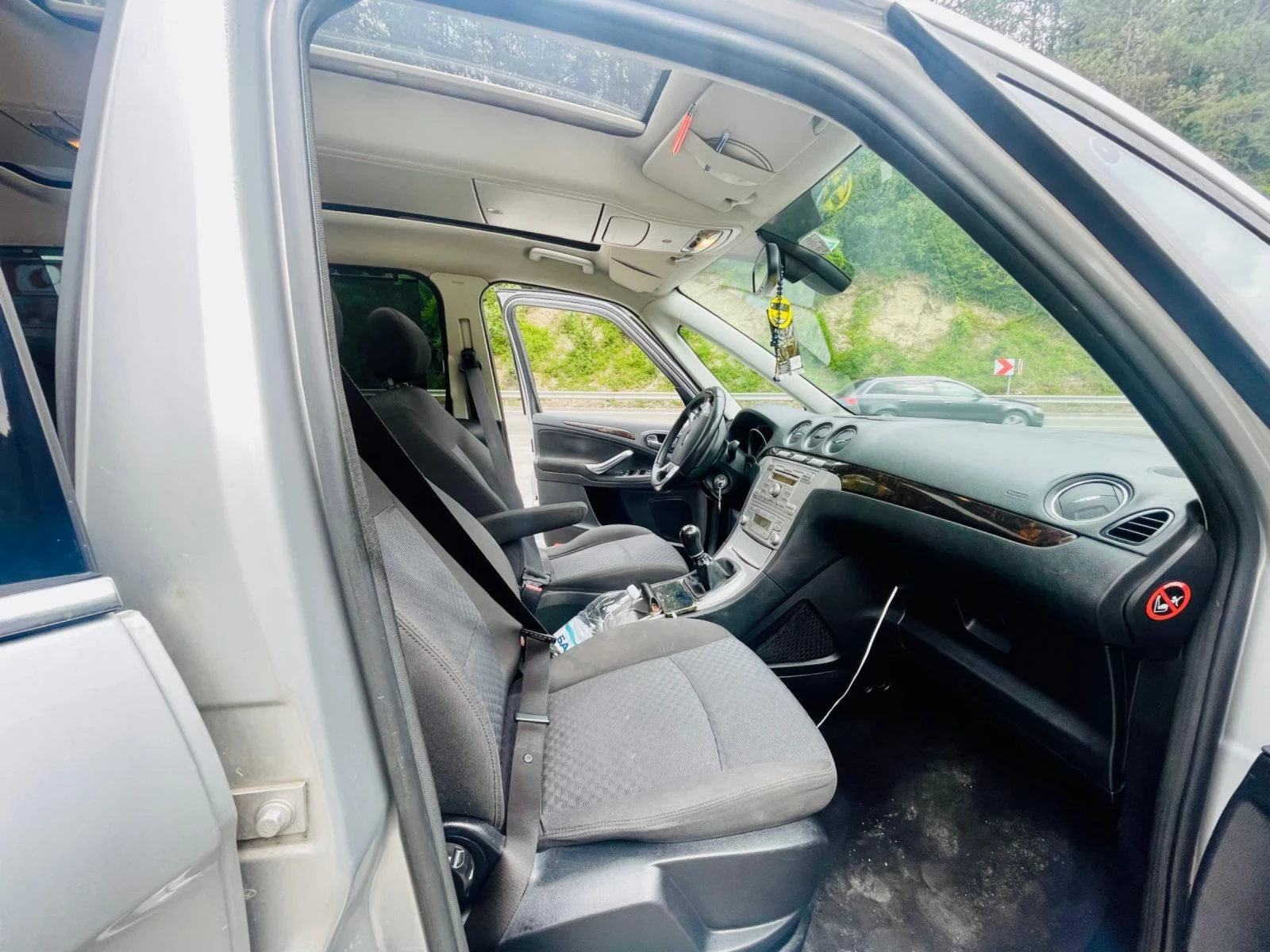 Ford Galaxy 2.0i GHIA PANORAMA  - изображение 7