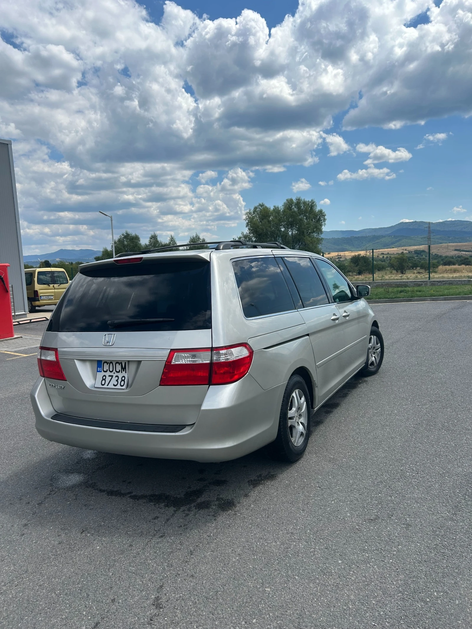 Honda Odyssey  - изображение 2