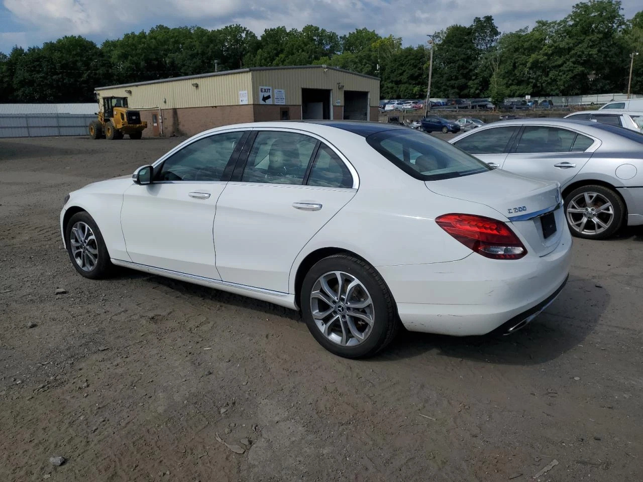Mercedes-Benz C 300 4MATIC * КЛИП НА ДВИГАТЕЛ* * ЛИЗИНГ*  - изображение 3
