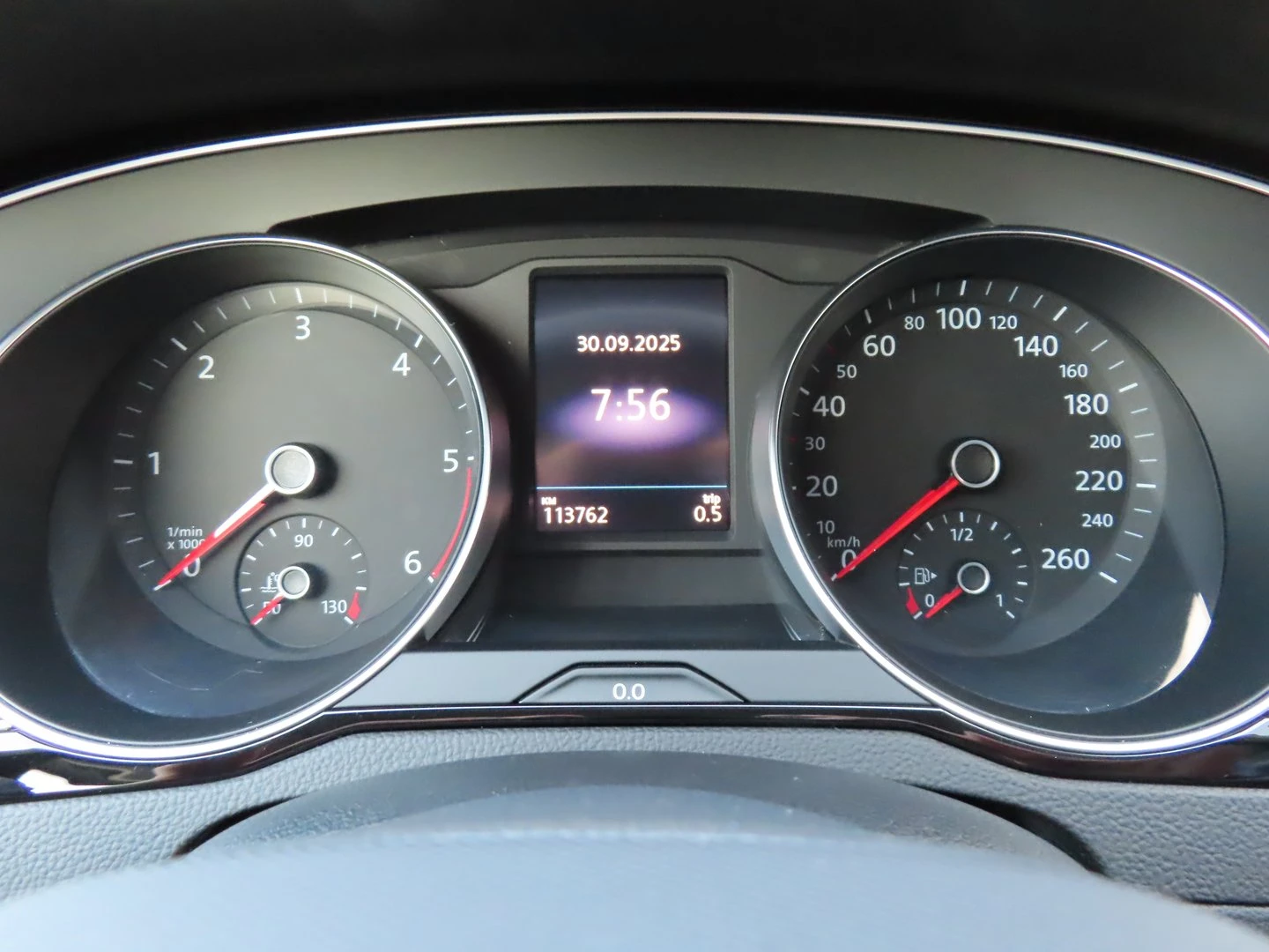 VW Passat VW Passat Var. Business 2.0 TDI SCR DSG | Mobile.bg   11