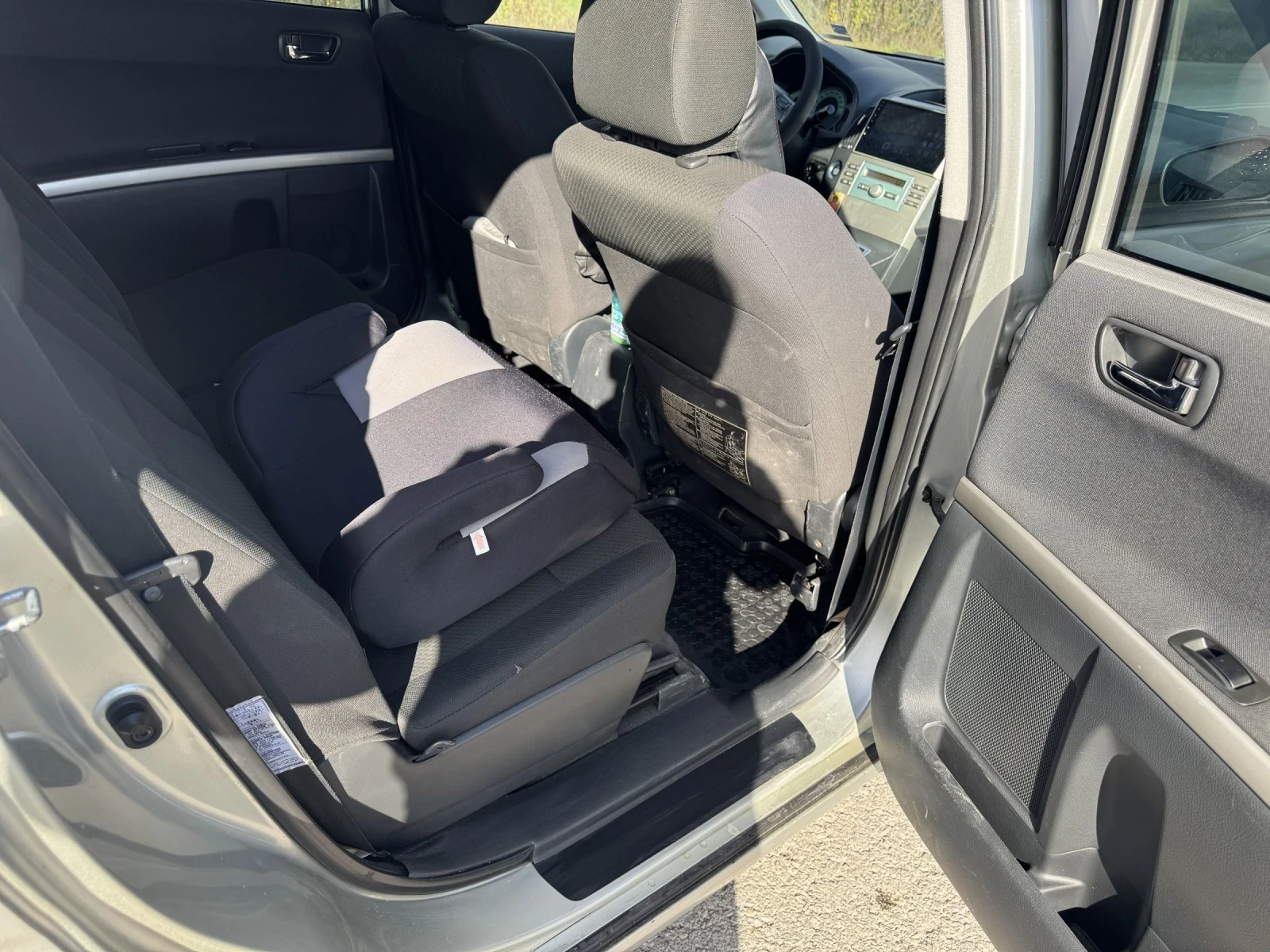 Toyota Corolla verso 2.0 D4-D | Mobile.bg � ����������� 8