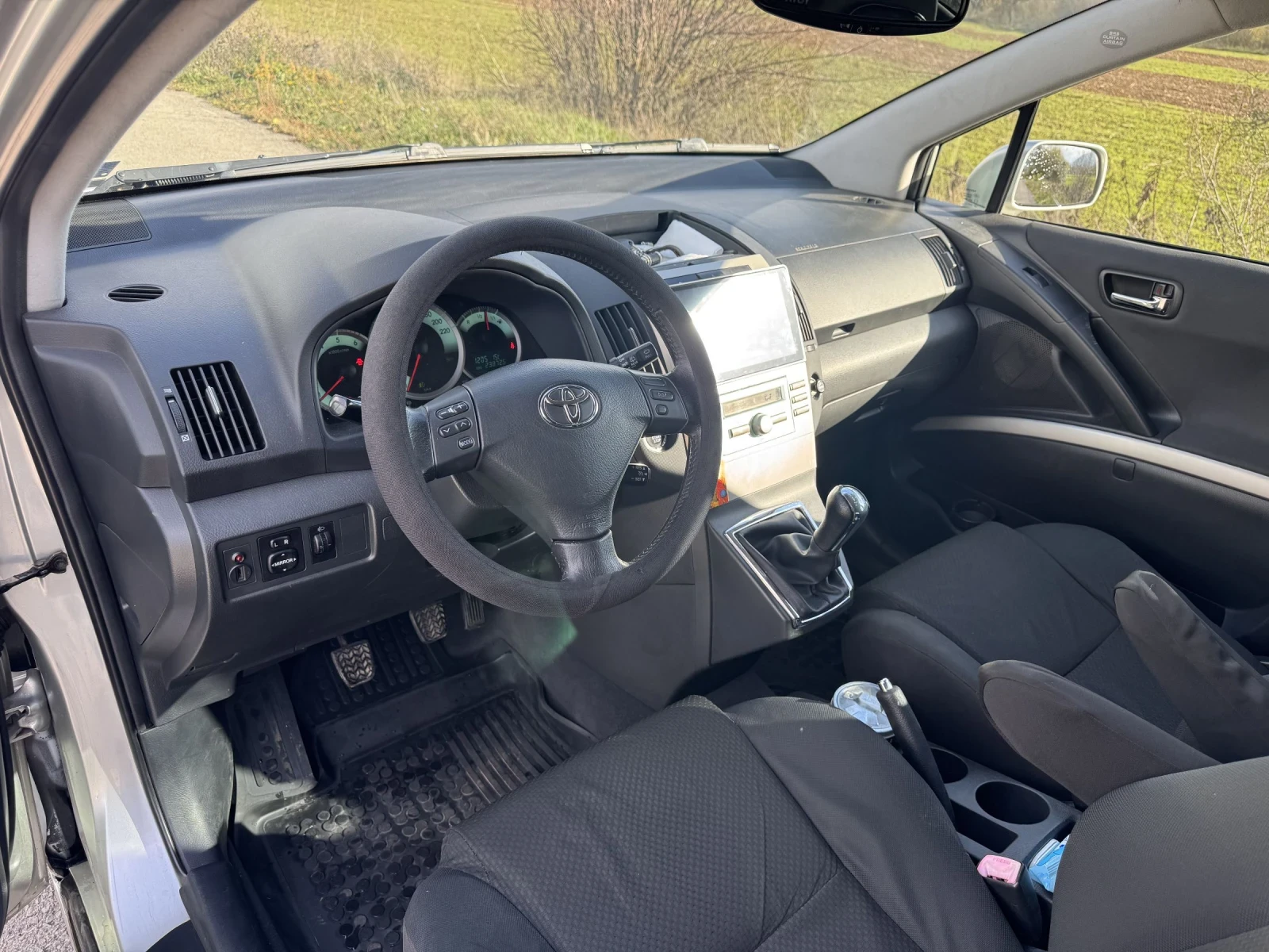 Toyota Corolla verso 2.0 D4-D | Mobile.bg � ����������� 6