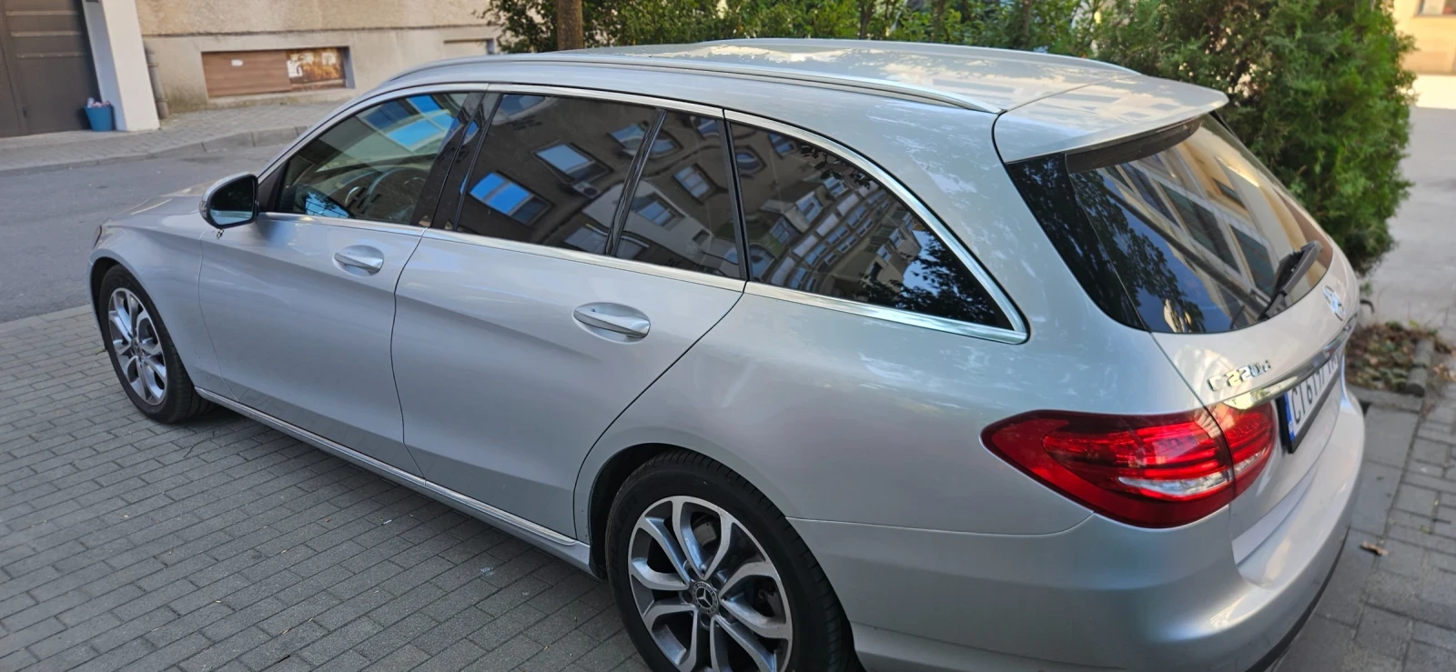 Mercedes-Benz C 220, снимка 14 - Автомобили и джипове - 55679245