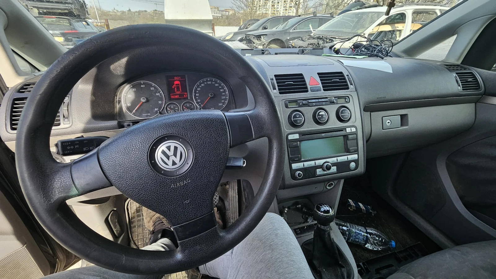 VW Touran 2, 0, снимка 3 - Автомобили и джипове - 53944250