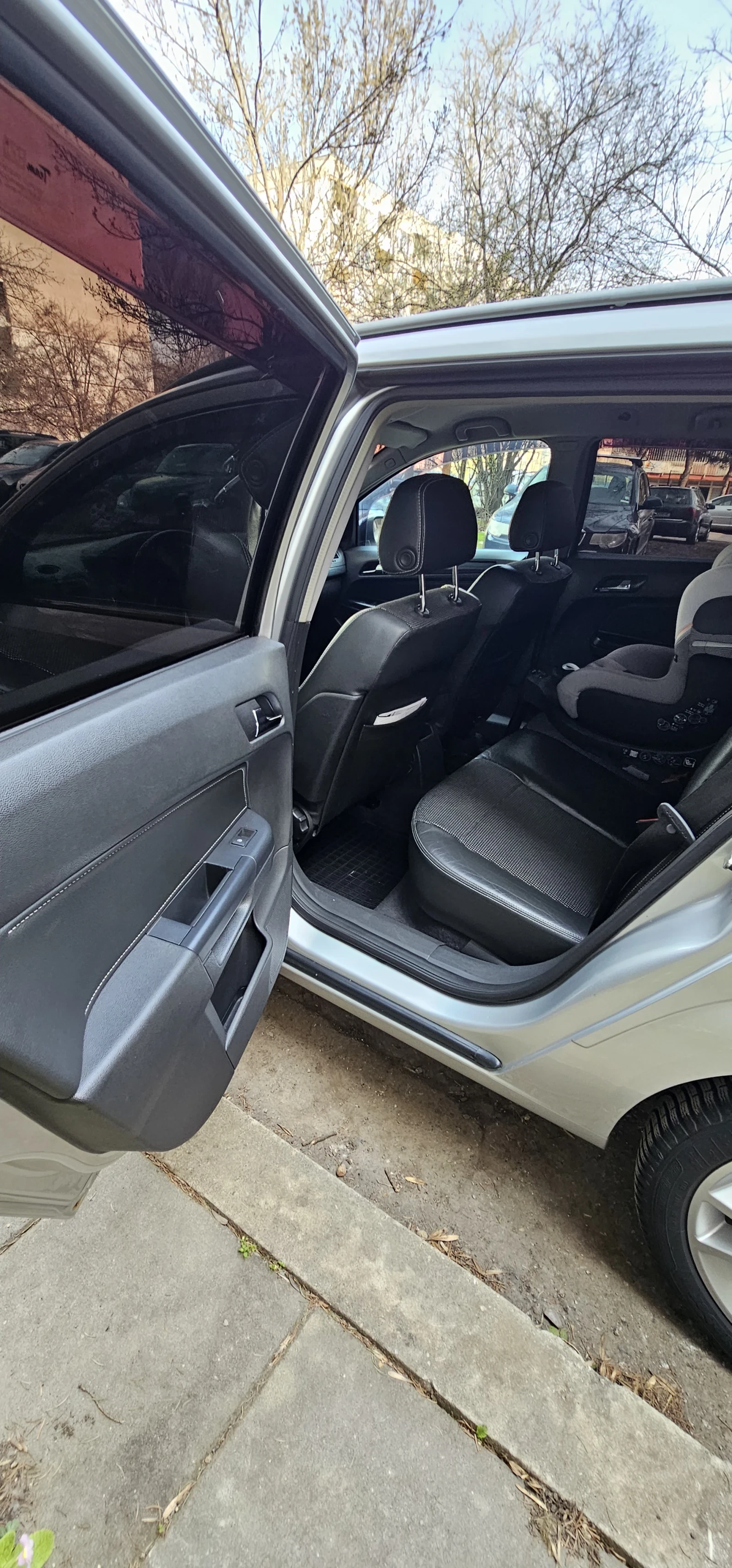 Opel Astra 2.0 Турбо, снимка 6 - Автомобили и джипове - 53983294