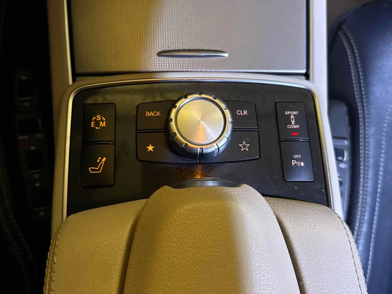 Mercedes-Benz E 400 * CARFAX * CABRIO * ПОДГРЕВИ * ОБДУХВАНЕ * , снимка 15 - Автомобили и джипове - 54147326