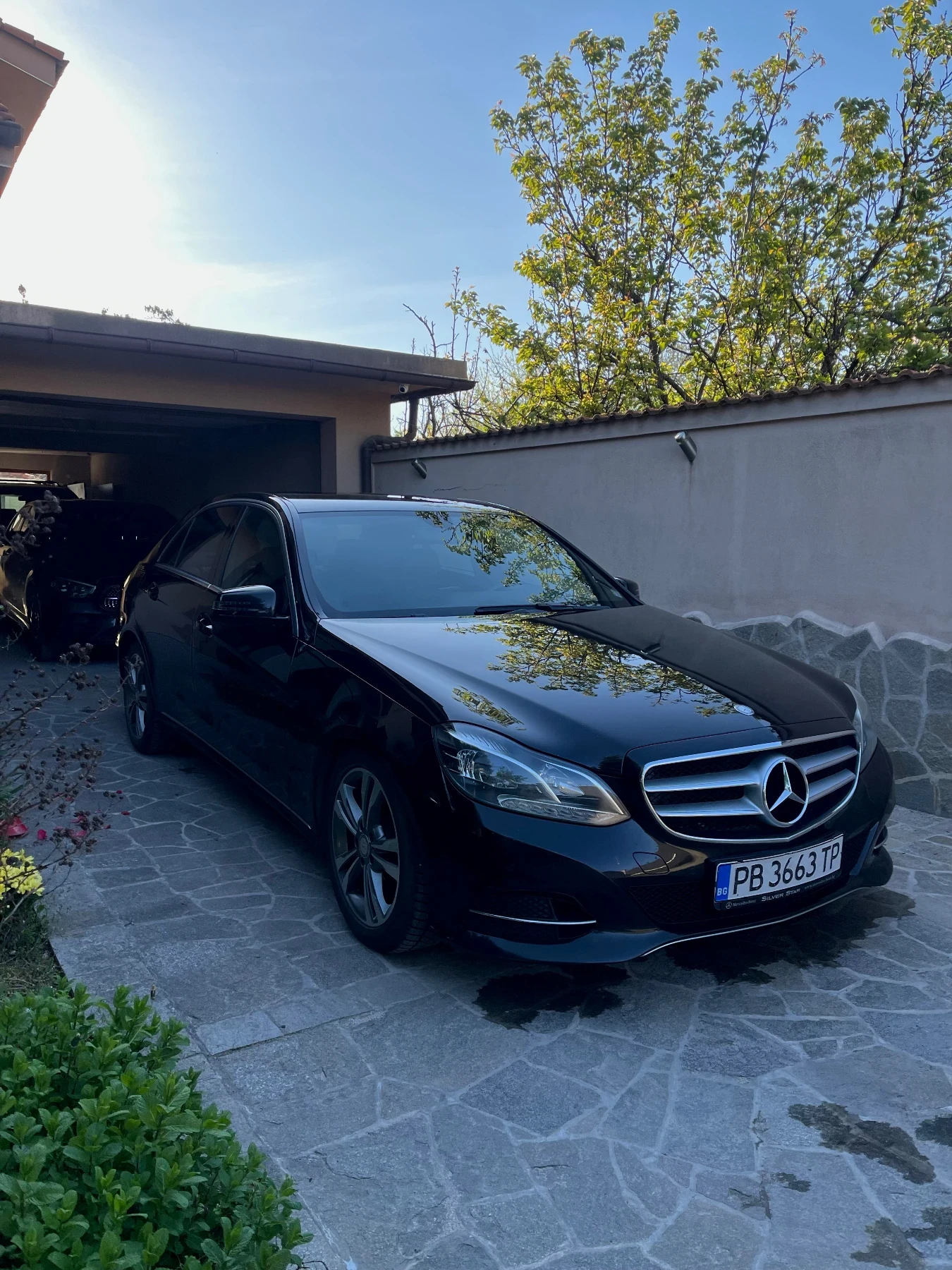 Mercedes-Benz E 220 FACELIFT, снимка 3 - Автомобили и джипове - 54308289