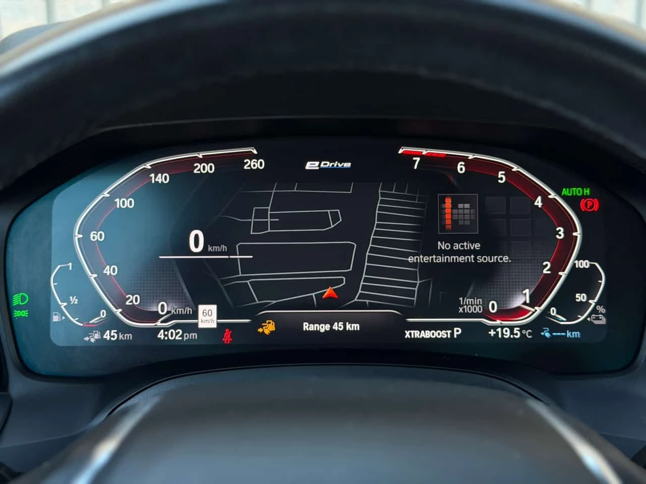 BMW 330 * KEYLESS * ШИБИДАХ * КАМЕРА * ПОДГРЕВ, снимка 9 - Автомобили и джипове - 54324090