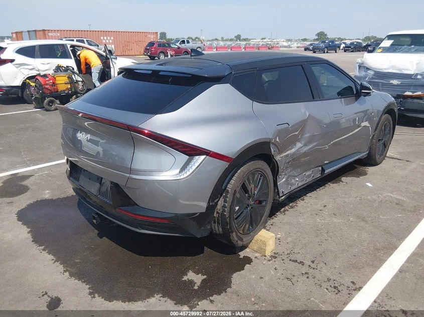 Kia EV6 Wind, снимка 4 - Автомобили и джипове - 55452448