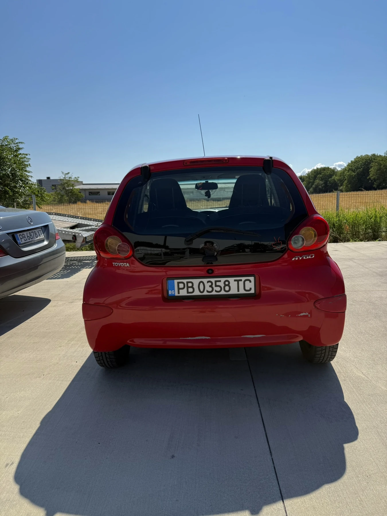 Toyota Aygo 1.0 i 12V (67 Hp), снимка 4 - Автомобили и джипове - 55456437