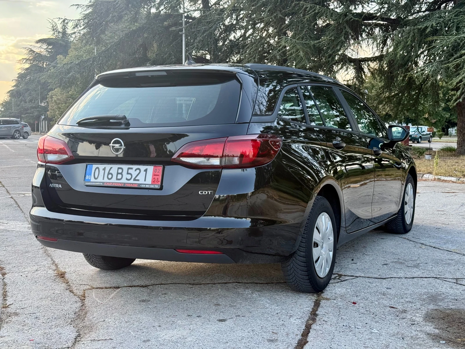 Opel Astra  * K Sports* Tourer* Selection, снимка 9 - Автомобили и джипове - 55959488