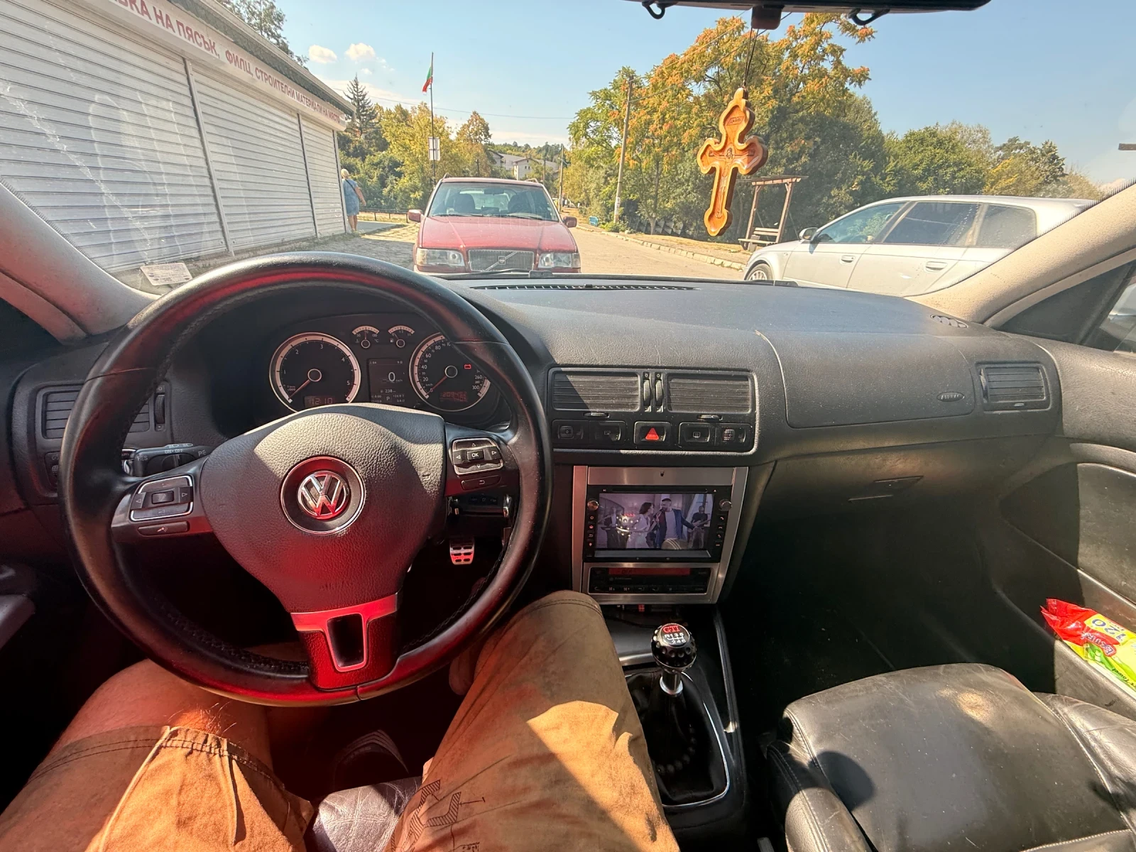 VW Golf TDI, снимка 10 - Автомобили и джипове - 56150575