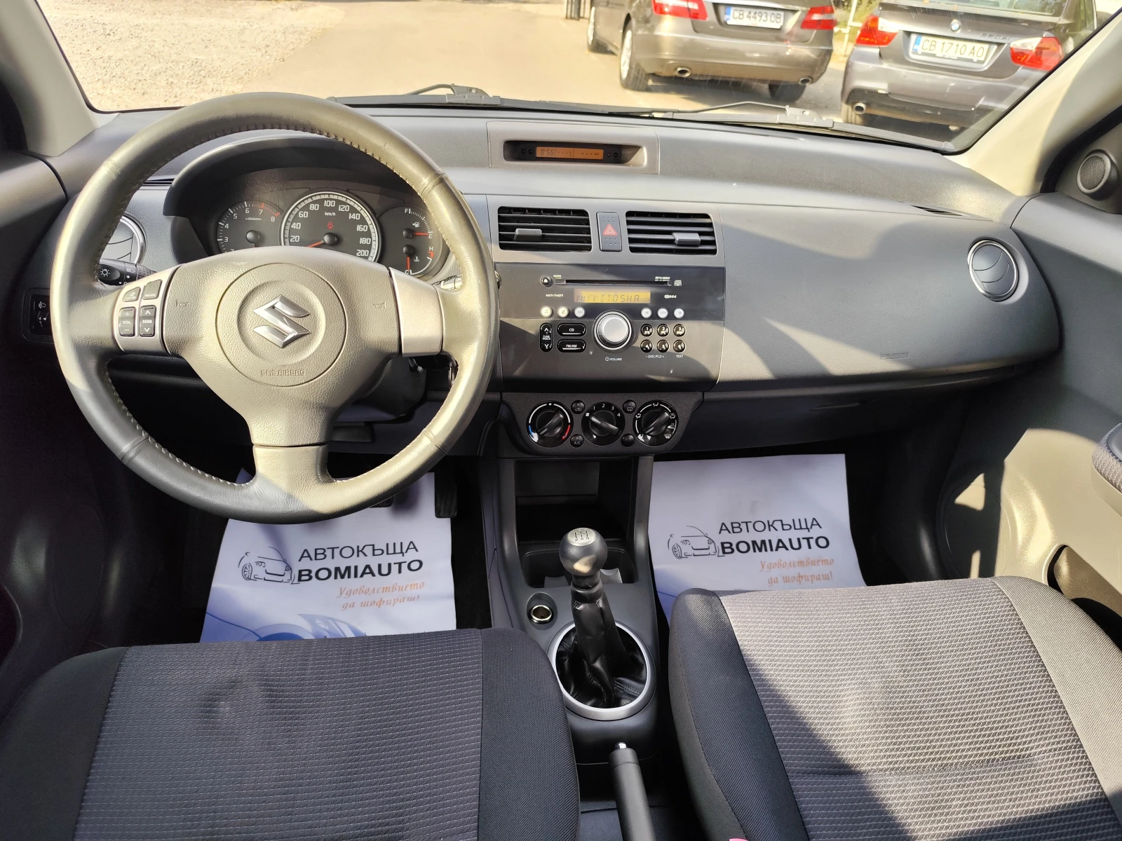 Suzuki Swift 1.3i/GL/4X4/KLIMA* , снимка 8 - Автомобили и джипове - 56159552