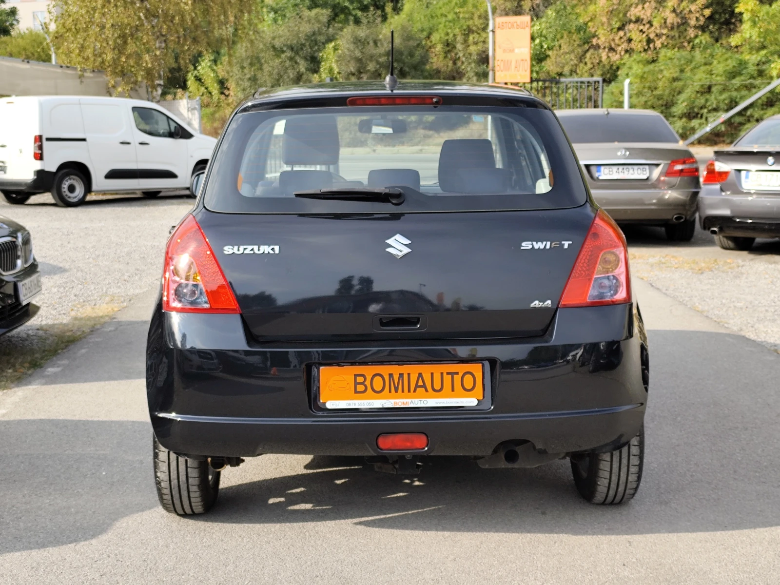 Suzuki Swift 1.3i/GL/4X4/KLIMA* , снимка 5 - Автомобили и джипове - 56159552