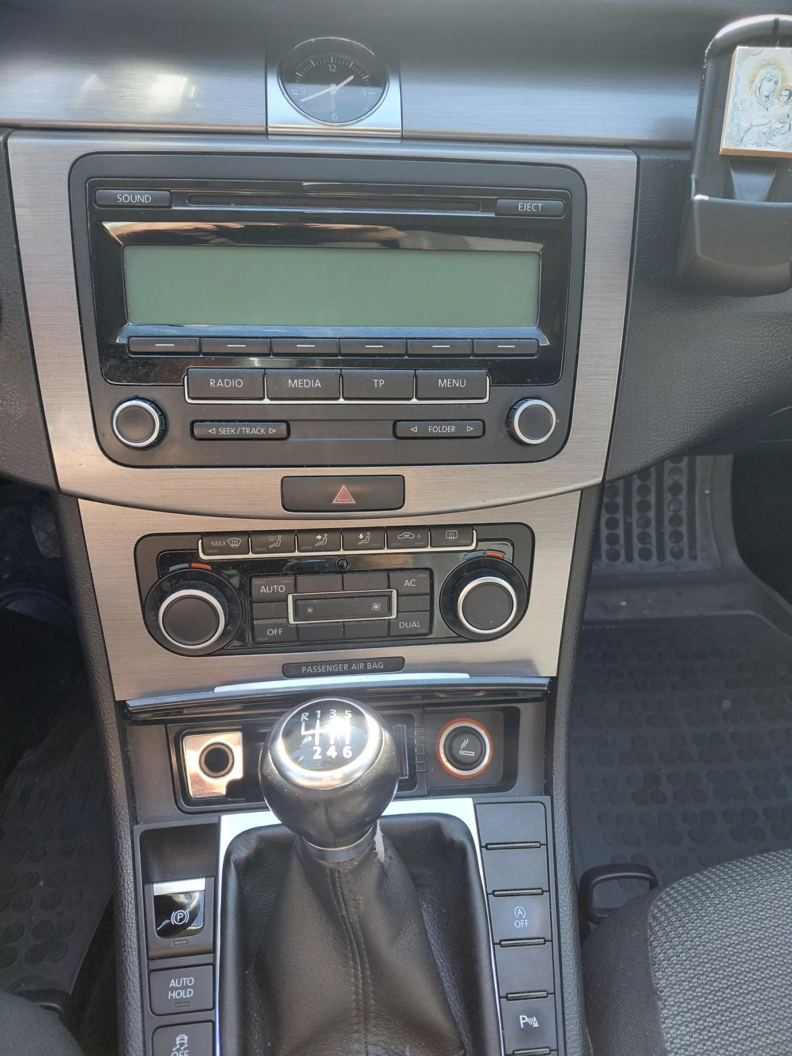 VW Passat Comfortline, снимка 9 - Автомобили и джипове - 56546383