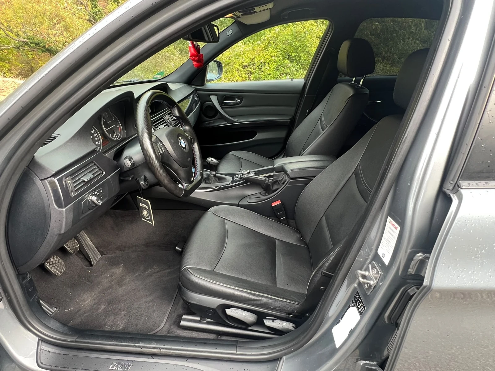 BMW 320, снимка 9 - Автомобили и джипове - 56595301