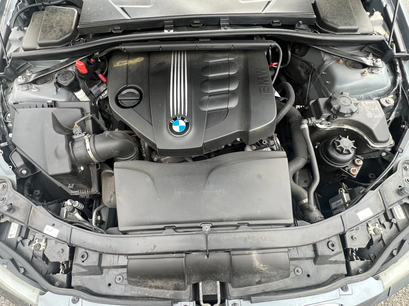 BMW 320, снимка 6 - Автомобили и джипове - 56595301