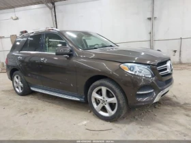  Mercedes-Benz GLE 35...