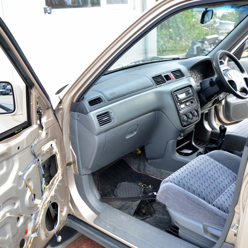 Honda Cr-v 2.0 16V, снимка 6 - Автомобили и джипове - 46751219