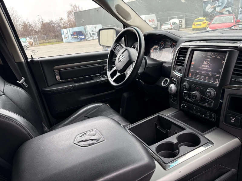 Dodge RAM 1500 SPORT, снимка 9 - Автомобили и джипове - 48339417